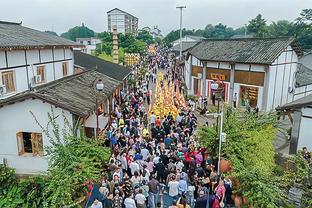 曼晚：曼联冬窗如卖卡塞米罗又不买人，防守型中场将只剩梅努可用